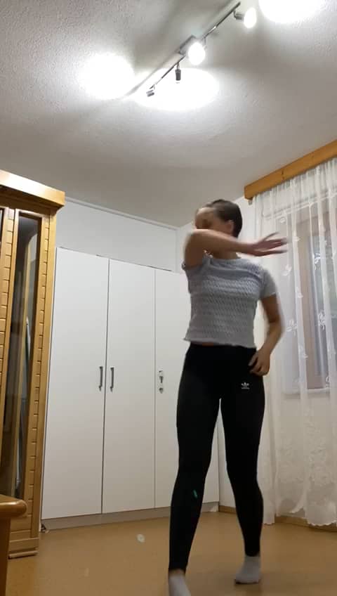 Free download Choreo Jorge Vazquez Song How Come U Dont`t Call me Anymore video and edit with RedcoolMedia movie maker MovieStudio video editor online and AudioStudio audio editor onlin